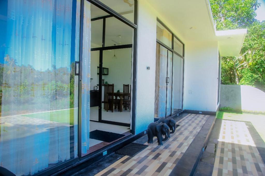 Aparthotel The Glade Weligama Esterno foto